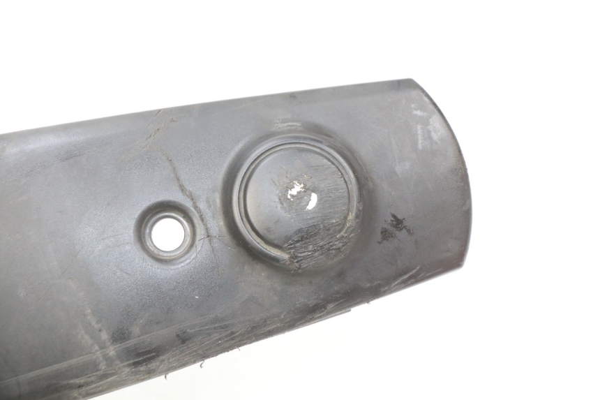 photo de LEFT SIDE FRAME COVER YAMAHA XP T-MAX TMAX 500 (2004 - 2007) - Zoom on usage condition