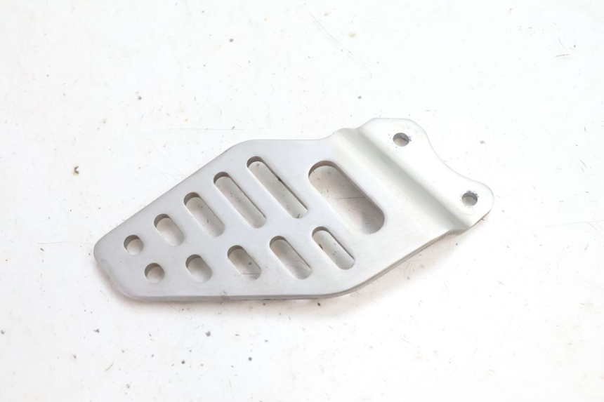photo de LEFT SIDE FRAME COVER YAMAHA YZF R6 600 (2008 - 2009) - Component detail