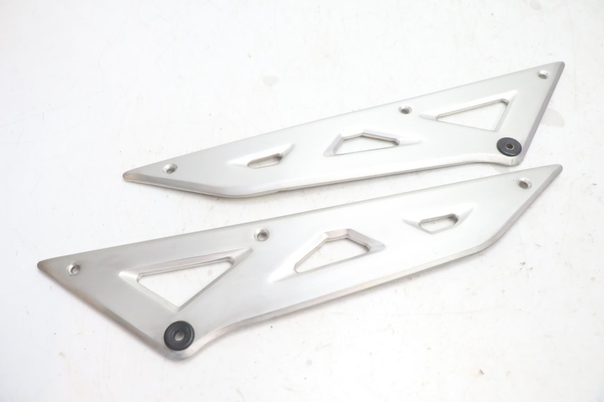 photo de FRAME COVER SUZUKI GSX F GSXF 750 (1988 - 1998) - Component detail