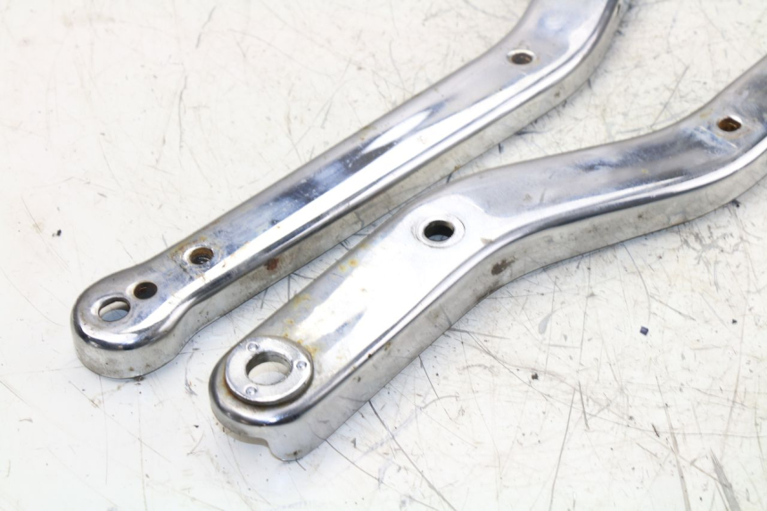 photo de SIDE FRAME COVER HONDA CA REBEL 125 (1995 - 2001) - Zoom on usage condition