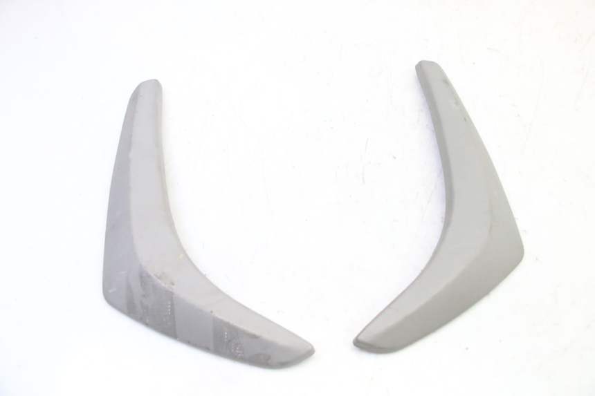 photo de FRAME COVER PIAGGIO LIBERTY 4T 50 (2009 - 2015) - Zoom on usage condition