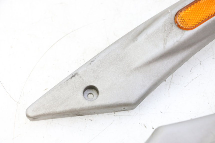 photo de FRAME COVER PIAGGIO LIBERTY 125 (1998 - 2008) - Distinctive features