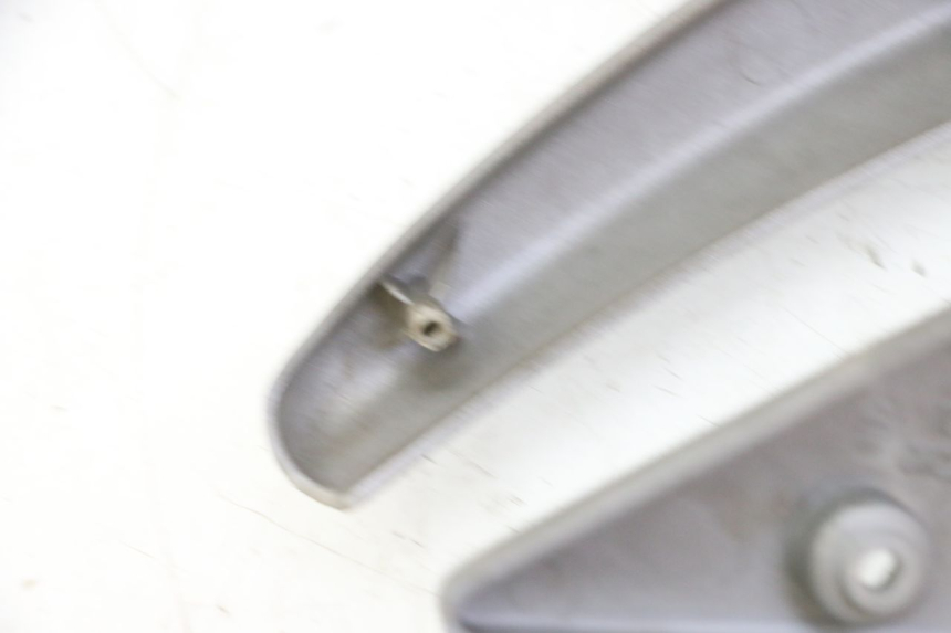 photo de FRAME COVER PIAGGIO LIBERTY 125 (1998 - 2008) - Alternative perspective