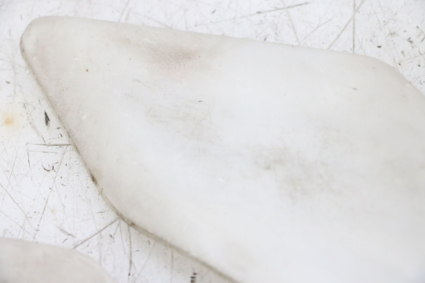 photo de FRAME COVER HONDA NSR R 125 (1994 - 2003) - Surface and material condition