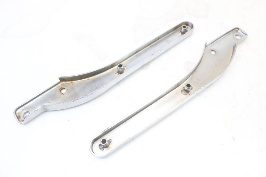 photo de FRAME COVER REGAL RAPTOR RAXTER 2 125 (2007 - 2015) - Technical close-up