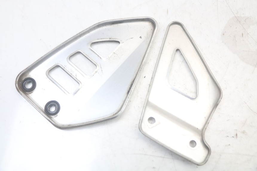 photo de SIDE FRAME COVER SUZUKI SV N 650 (1999 - 2002) - Component detail