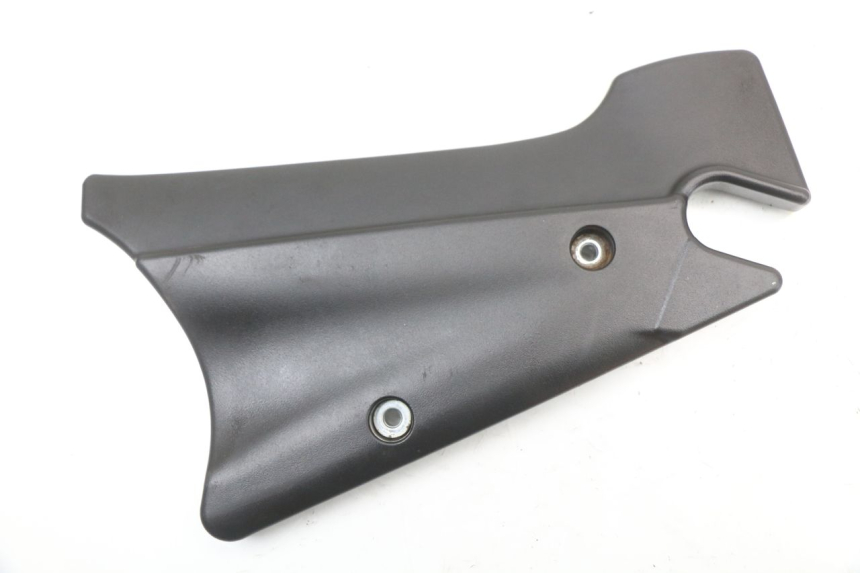 photo de FRAME COVER DAELIM VL DAYSTAR 125 (2000 - 2011) - Zoom on usage condition