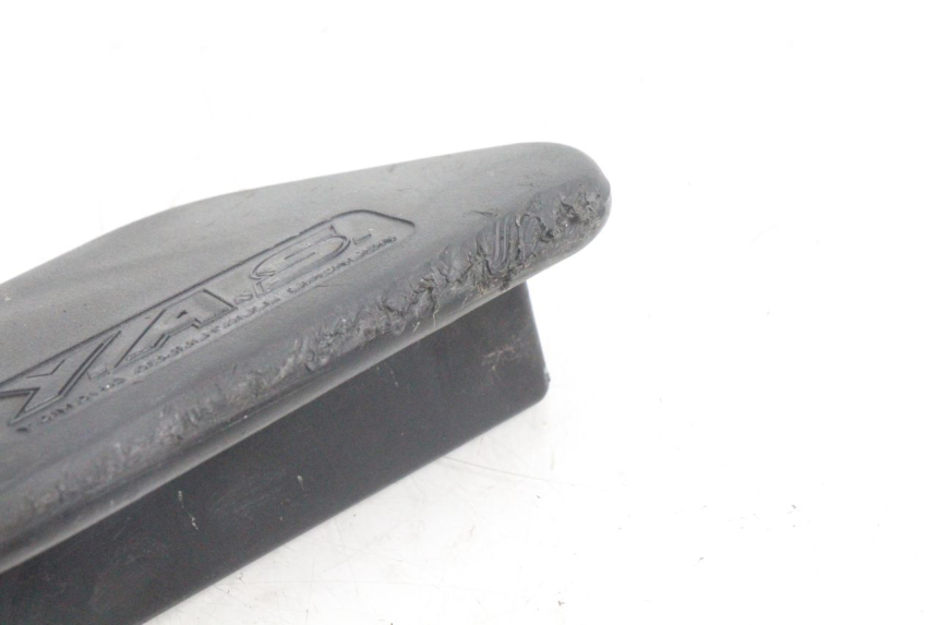 photo de FRAME COVER YAMAHA WAVE RUNNER GP R 1200 (2000 - 2003) - Fixing points details
