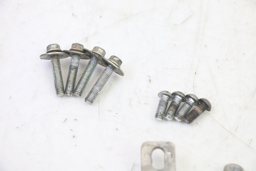 photo de FRAME COVER YAMAHA YZ-F YZF 250 (2014 - 2018) - Alternative perspective