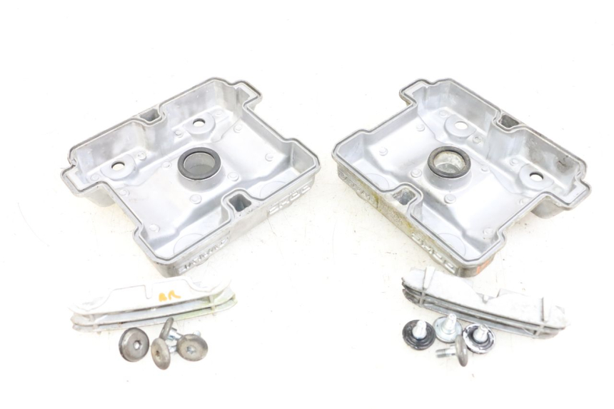 photo de Valve cover HYOSUNG GV AQUILA 125 (2000 - 2009) - Component detail