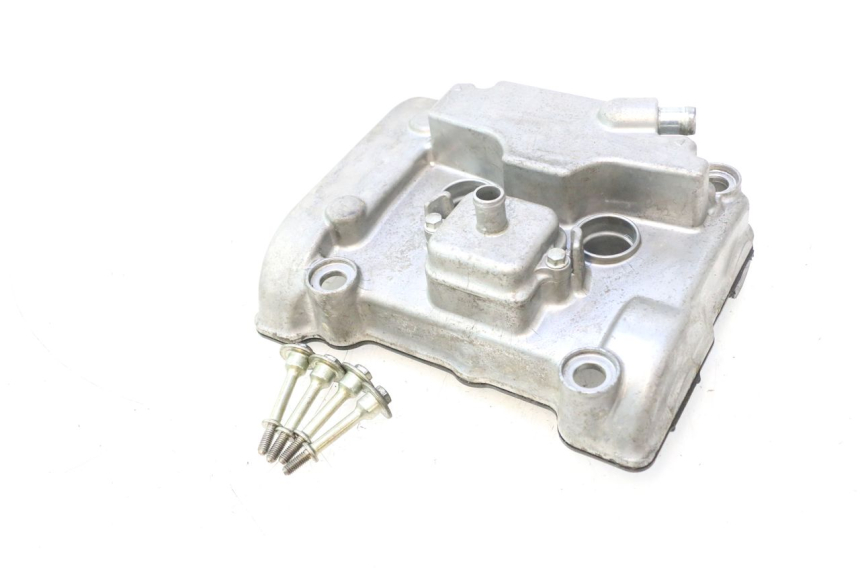 photo de ROCKER COVER HONDA FJS SILVER WING SILVERWING 400 (2005 - 2008) - Fixing points details