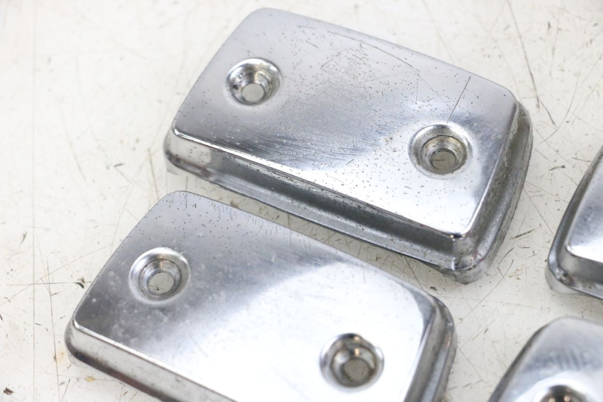 photo de ROCKER COVER SUZUKI GSX E 250 (1982 - 1983) - Alternative perspective