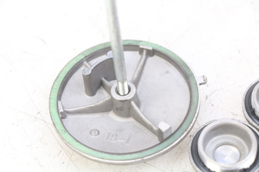 photo de VALVE COVER YCF PILOT 125 - Zoom on usage condition