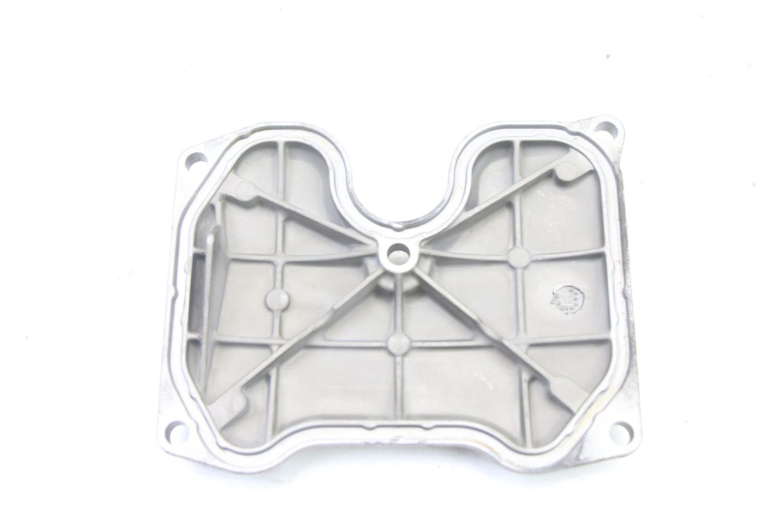 photo de ROCKER COVER YAMAHA X-MAX XMAX 125 (2010 - 2013) - Alternative perspective