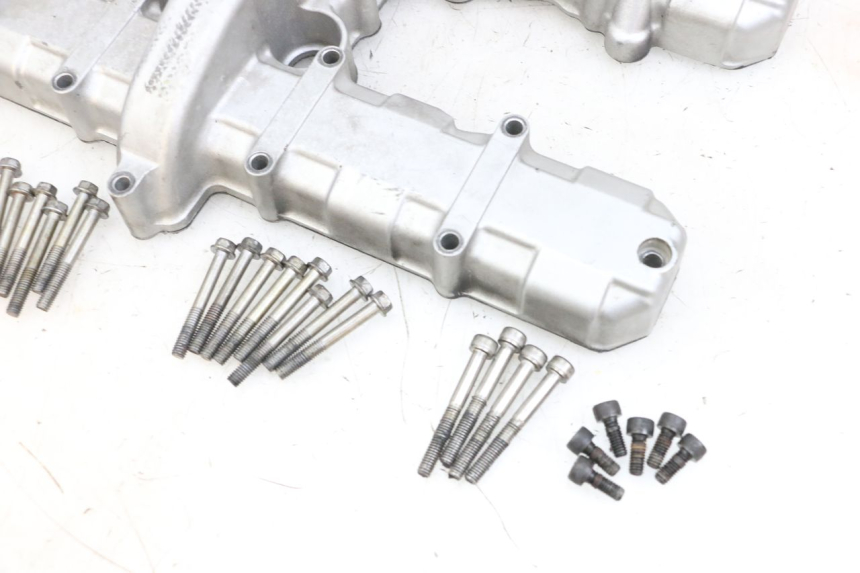 photo de ROCKER COVER KAWASAKI ZR 7 750 (1999 - 2004) - Surface and material condition