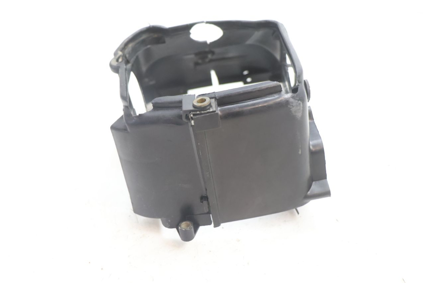 photo de CYLINDER HEAD COVER KYMCO AGILITY 4T 50 (2005 - 2018) - Alternative perspective