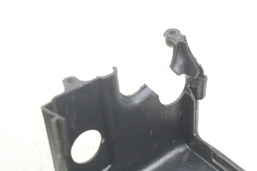 photo de CYLINDER HEAD COVER SYM CROX 4T 50 (2016 - 2023) - Technical close-up