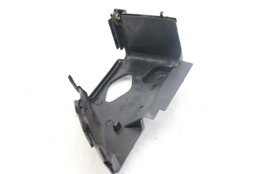 photo de CYLINDER HEAD COVER SYM FIDDLE 2 50 (2008 - 2013) - Distinctive features