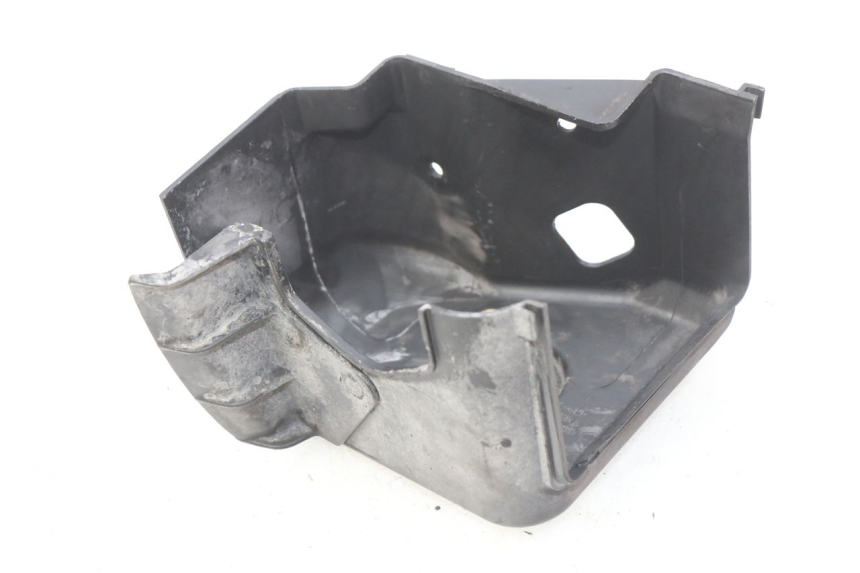 photo de CYLINDER HEAD COVER PIAGGIO FLY 2T 50 (2004 - 2017) - Component detail