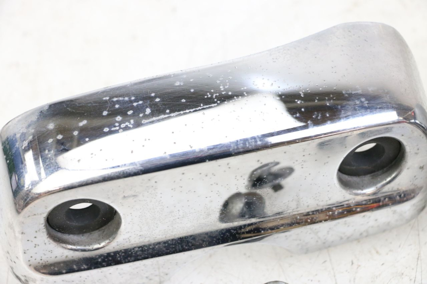 photo de CYLINDER COVER SUZUKI GZ MARAUDER 125 (1998 - 2004) - Surface and material condition