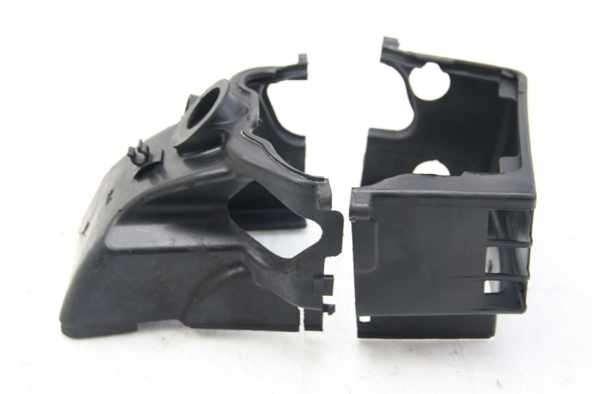 photo de CYLINDER HEAD COVER SYM JET 14 4T 50 (2018 - 2022) - Zoom on usage condition