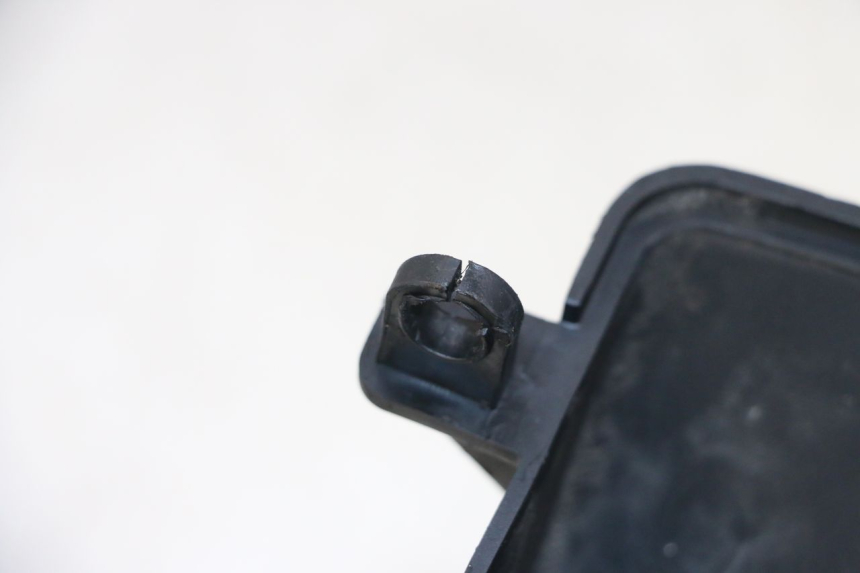 photo de CYLINDER HEAD COVER PEUGEOT KISBEE 2T 50 (2018 - 2022) - Component detail