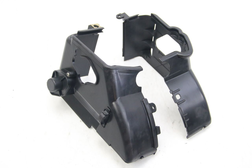 photo de CYLINDER HEAD COVER PEUGEOT KISBEE 4T 50 (2018 - 2022) - Main view