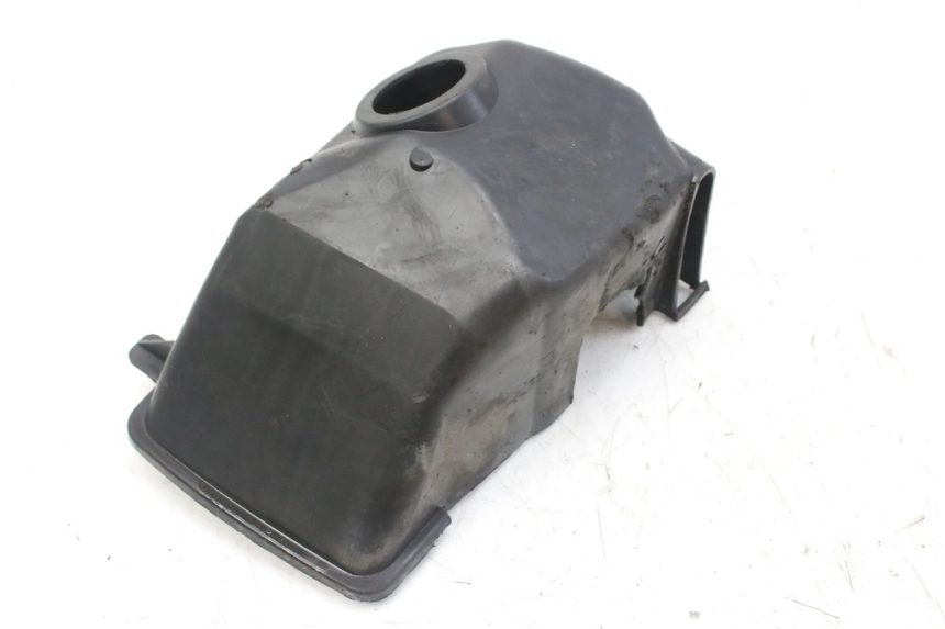 photo de CYLINDER HEAD COVER PEUGEOT LUDIX 50 (2008 - 2017) - Fixing points details