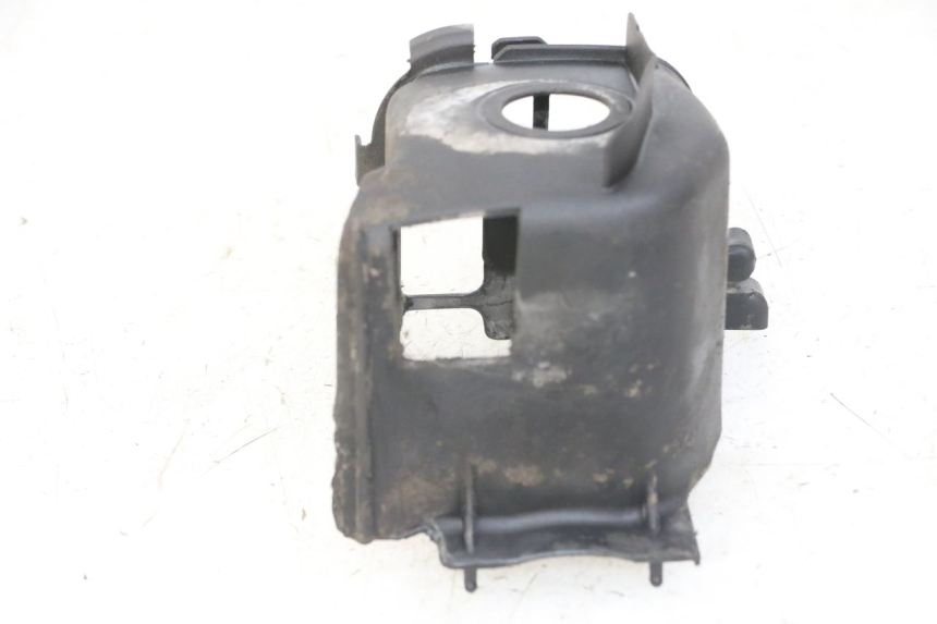 photo de CYLINDER COVER APRILIA RALLY AC 50 (1995 - 2004) - Fixing points details