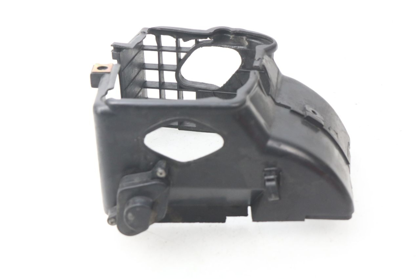 photo de CYLINDER COVER TNT MOTOR ROMA 10' 4T 50 (2019 - 2022) - Fixing points details