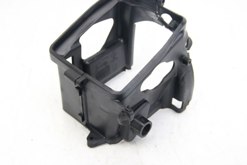 photo de CYLINDER HEAD COVER APRILIA SCARABEO 4T 50 (2009 - 2017) - Zoom on usage condition