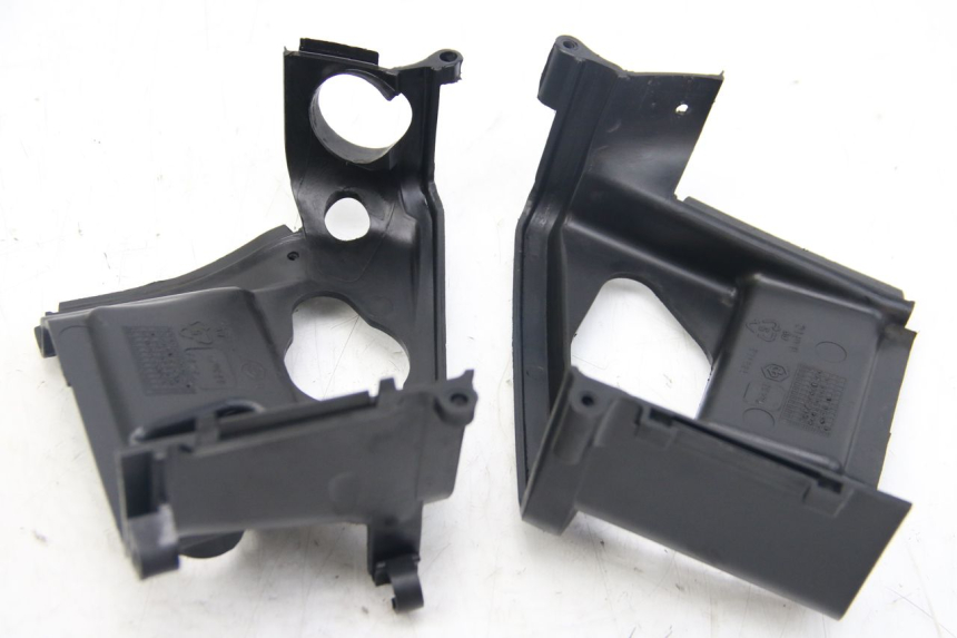 photo de CYLINDER HEAD COVER APRILIA SCARABEO 4T 50 (2009 - 2017) - Surface and material condition