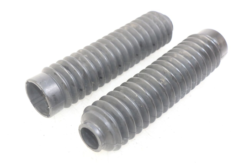 photo de FORK COVER HONDA CRF CR-F 125 (2022 - 2023) - Zoom on usage condition