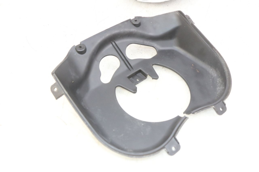 photo de FORK COVER PEUGEOT KISBEE 4T 50 (2018 - 2022) - Main view
