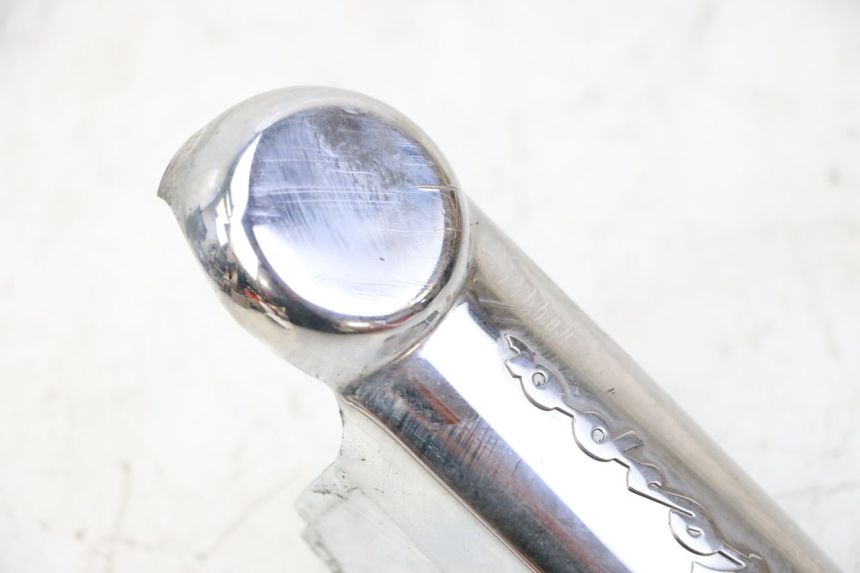 photo de FORK PANEL PIAGGIO LXV 4T 50 (2009 - 2013) - Fixing points details