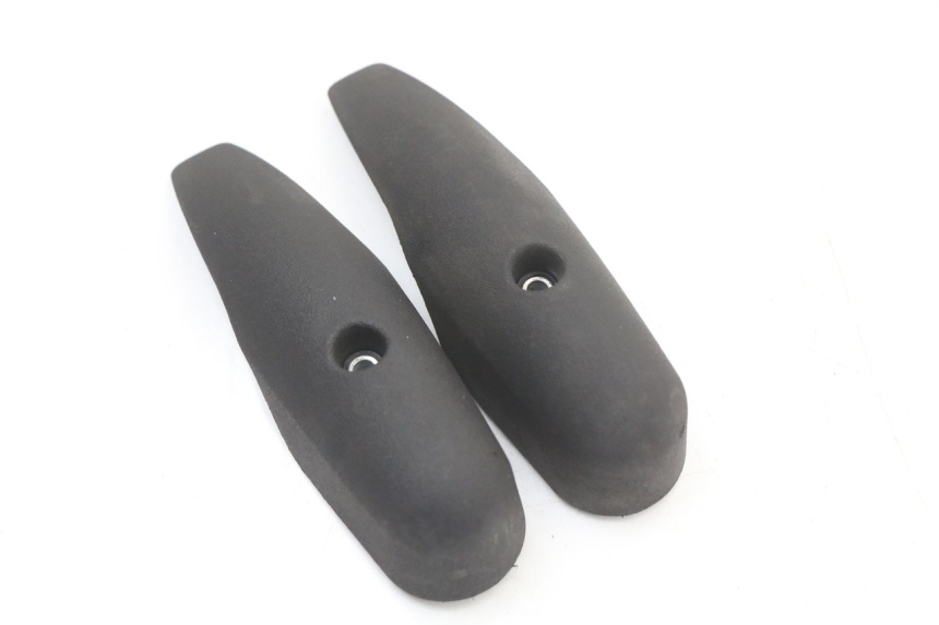 photo de FORK PANEL PIAGGIO MP3 125 (2006 - 2014) - Alternative perspective