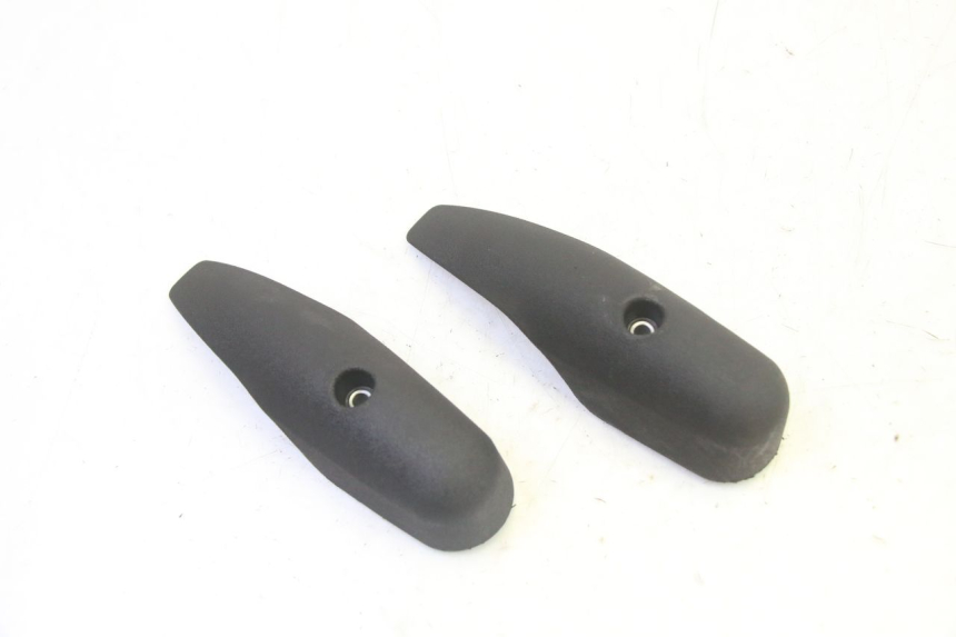 photo de FORK PANEL PIAGGIO MP3 125 (2006 - 2014) - Zoom on usage condition