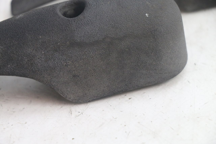 photo de FORK PANEL PIAGGIO MP3 125 (2006 - 2014) - Alternative perspective