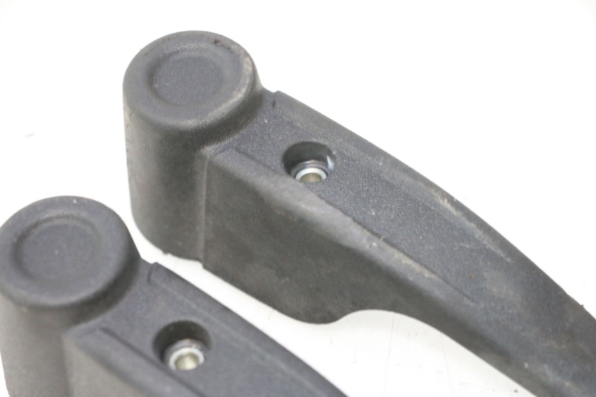 photo de FORK PANEL PIAGGIO MP3 500 (2016 - 2018) - Alternative perspective