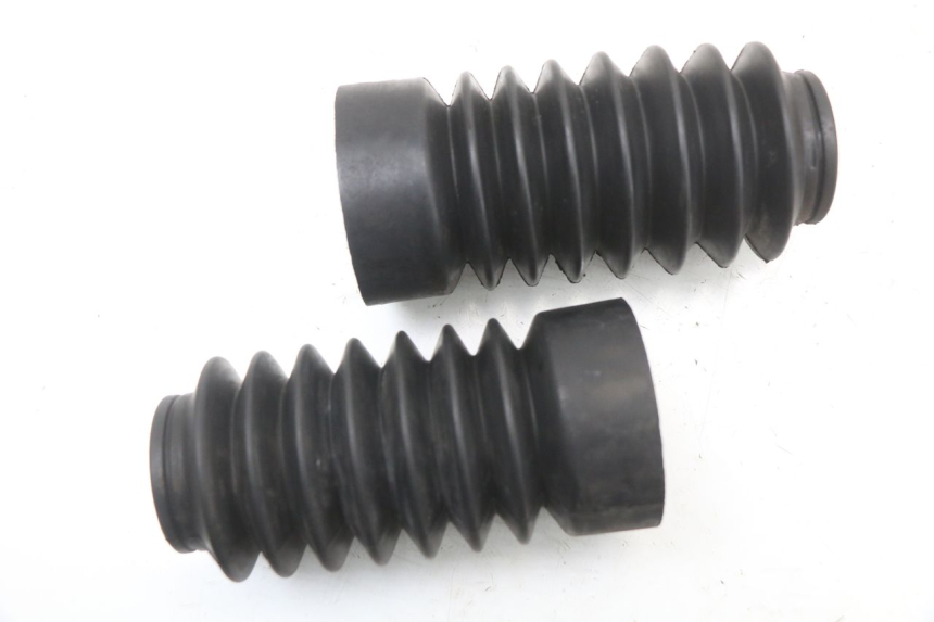 photo de Fork Cover SYM ORBIT 50 (2008 - 2010) - Component detail