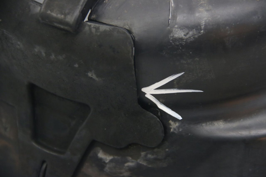 photo de FORK COVER MBK SKYLINER 125 (1998 - 2001) - Fixing points details