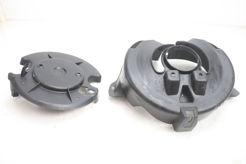 photo de FORK COVER PEUGEOT TKR TREKKER FURIOUS 50 (2005 - 2014) - Zoom on usage condition