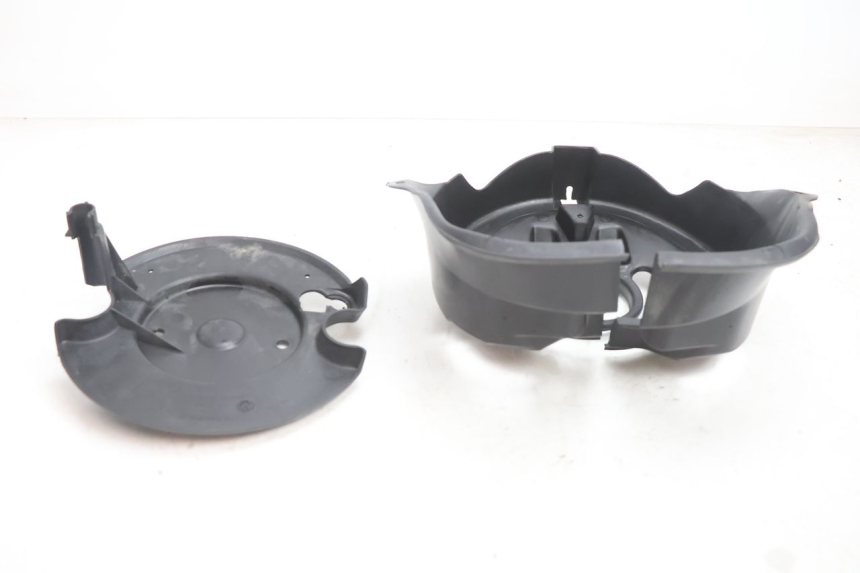 photo de FORK COVER PEUGEOT TKR TREKKER FURIOUS 50 (2005 - 2014) - Alternative perspective