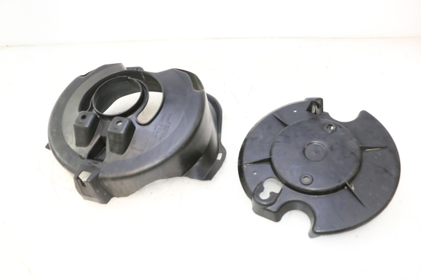 photo de FORK COVER PEUGEOT TREKKER 50 (1995 - 2004) - Alternative perspective