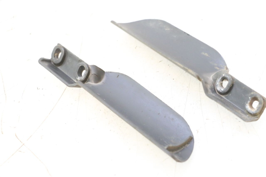 photo de FORK PANEL PIAGGIO TYPHOON 50 (2000 - 2009) - Component detail