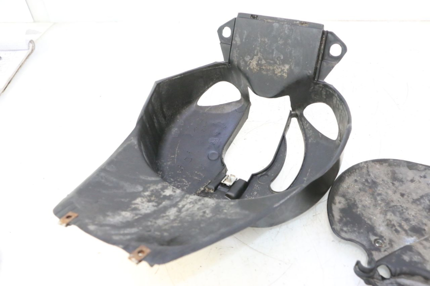 photo de FORK PANEL PIAGGIO TYPHOON 50 (2000 - 2009) - Zoom on usage condition