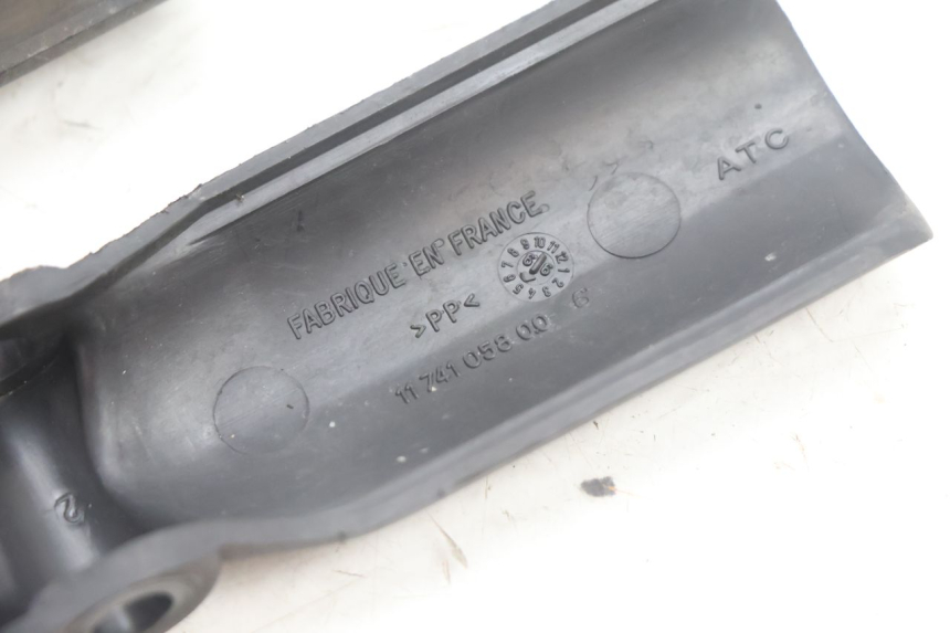 photo de FORK PANEL PEUGEOT VIVACITY 100 (1999 - 2008) - Technical close-up