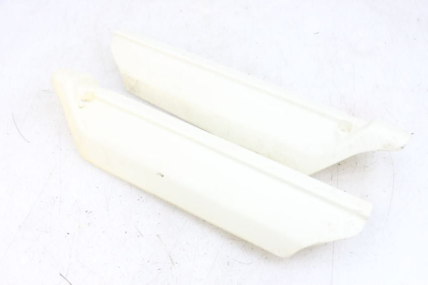 photo de FORK PANEL HYOSUNG XRX 125 (2000 - 2008) - Main view