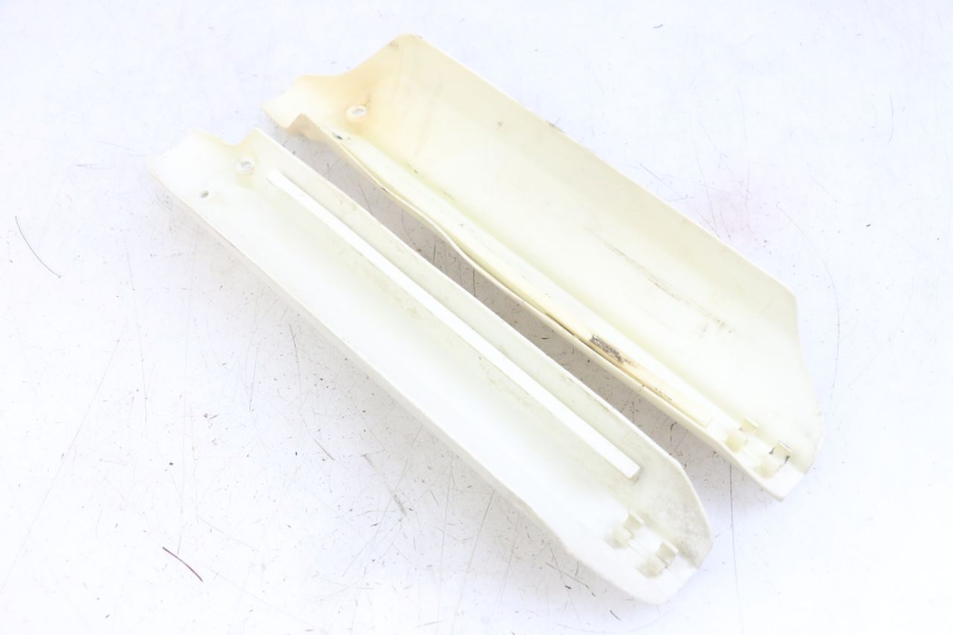 photo de FORK PANEL HYOSUNG XRX 125 (2000 - 2008) - Zoom on usage condition