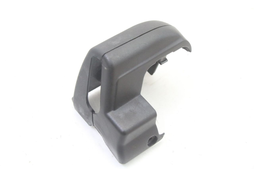 photo de MASTER CYLINDER COVER  APRILIA ATLANTIC 125 (2003 - 2009) - Technical close-up